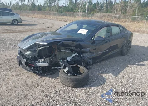 2025 Tesla Model S Rear-Wheel Drive z USA, uszkodzony, nr VIN 5YJSA1E58SF551099